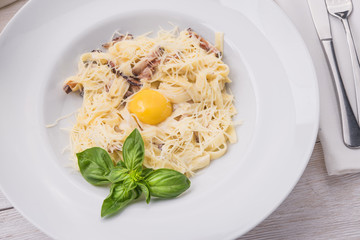 pasta carbonara