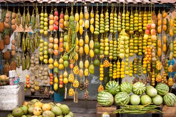 Rollo Amazonic traditional fruits on road shop © tacio philip