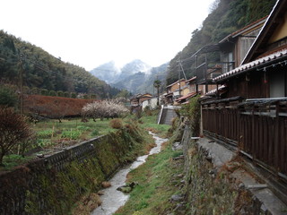 田舎の風景　石見銀山周辺　大森地区　小川


