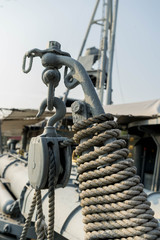 Obraz premium rope and chain in warship