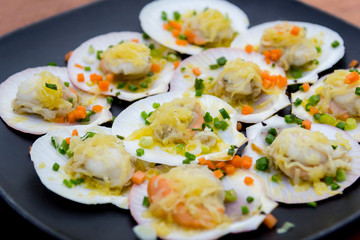 Baked scallops with butter