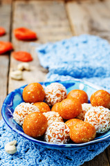 raw vegan cashew dried apricots, coconut balls