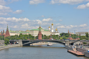 Obraz premium The Kremlin embankment in Moscow.