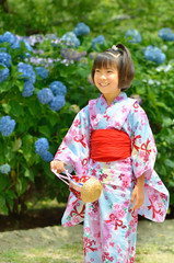浴衣の女の子（紫陽花）
