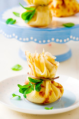  pancakes  with apples