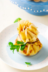  pancakes  with apples