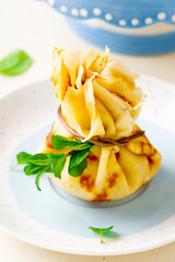  pancakes  with apples