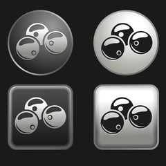 cranberry icon on round and square buttons