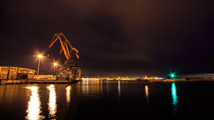 Fototapeta na wymiar docks of Trieste