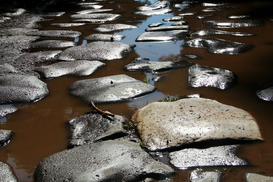 Roma, basolato della Via Appia Antica