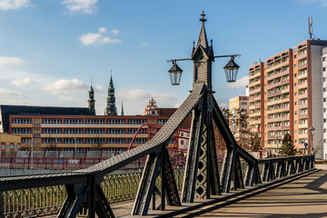 Fototapeta na wymiar Zwickau Paradiesbrücke