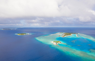 Fototapeta na wymiar Aerial view on Maldives island, Raa atol