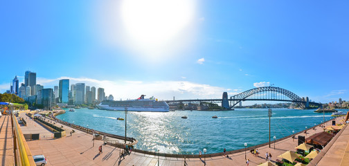 View of Sydney Harbor in a sunny day
