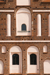 Decorative masonry window openings
