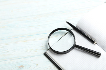 Fototapeta premium Magnifying glass isolated on a white
