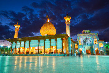 Shah Cheragh mosque after sunset. Shiraz, Iran - obrazy, fototapety, plakaty