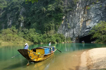 Zelfklevend Fotobehang Phong Nha, Ke Bang cave, Vietnam, Viet Nam © xuanhuongho