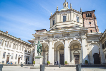 Fototapeta na wymiar Saint Lorenzo basilica