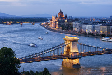 Fototapeta na wymiar Budapest Cityscape at Dusk
