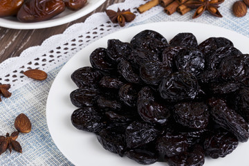 handful of prunes