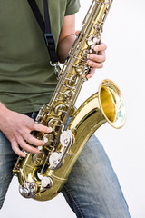 Obraz premium jazz saxophone player playing a solo