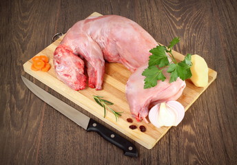 coniglio crudo