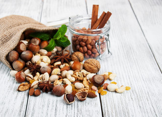 different types of nuts