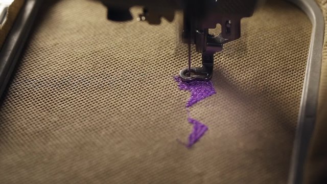 Computerized embroidery machine working