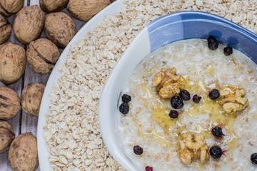 Porridge with Walnut Kernels, Blueberry and Honey with Walnut on