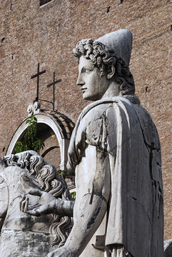 Detalle Estatua Polux