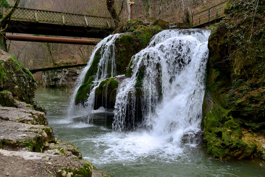 bigar romania waterfall