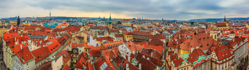 Obraz premium Traditional red roofs of Prague
