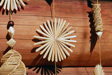 Традиционные народные подвески из соломы © heshixin