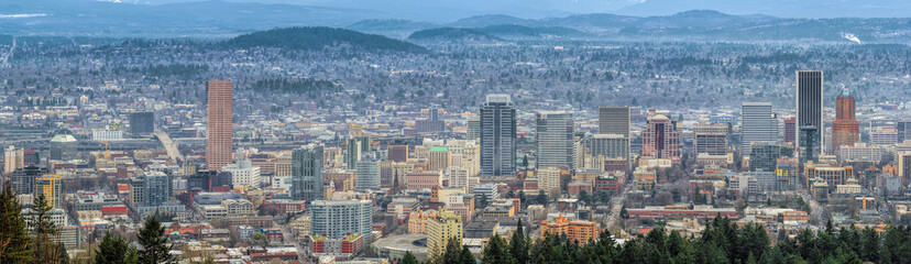 Fototapeta na wymiar Portland Oregon Cityscape Panorama