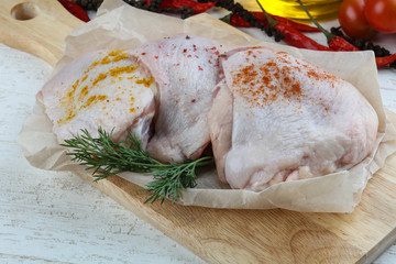 Raw chicken thights