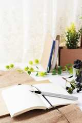 おしゃれなノートとペン