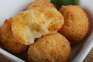Cheese balls