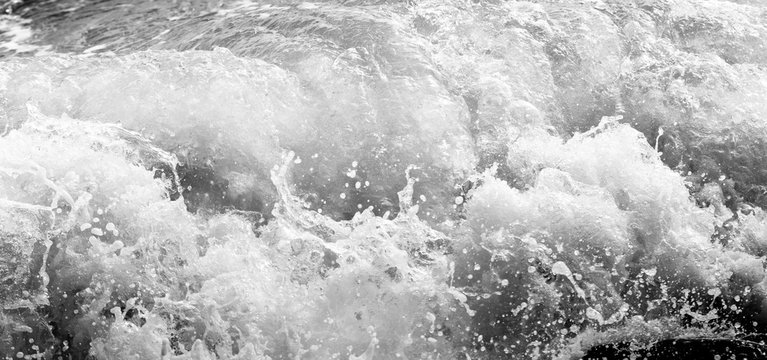 Fototapeta Black and white and blue sea