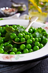 Green peas with mint