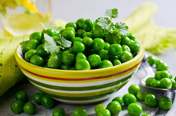 Green peas with mint