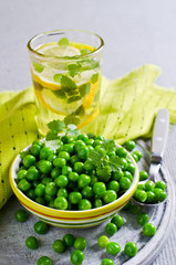 Green peas with mint