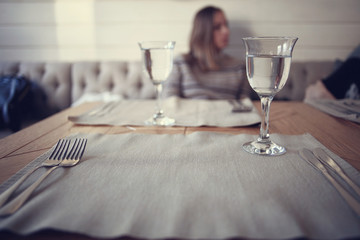 restaurant clean glass