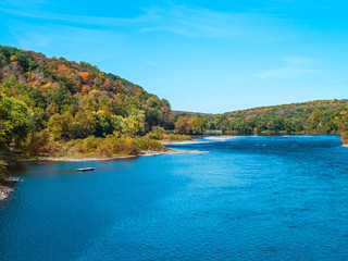 Naklejka premium Blue Sky Over the Delaware