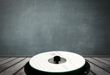 CD.