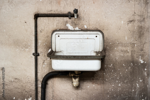 "Vintage Waschbecken" Stockfotos und lizenzfreie Bilder auf Fotolia.com