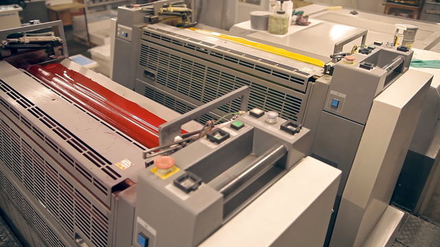 Machines for offset printing