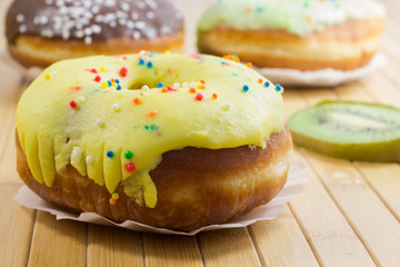 Glazed colored bagels