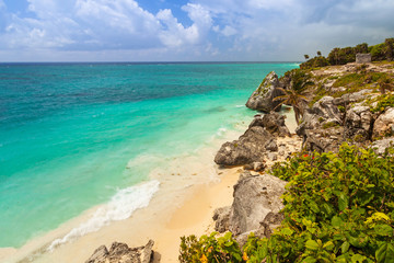 Idyllic Caribbean beach at the Mayan ruins temple of Tulum, Mexico