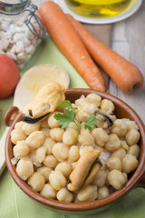 chickpeas with seafood