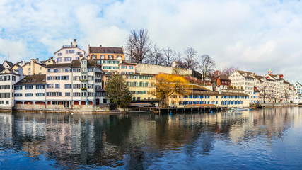 Fototapeta na wymiar Panoramic view of Zurich old town